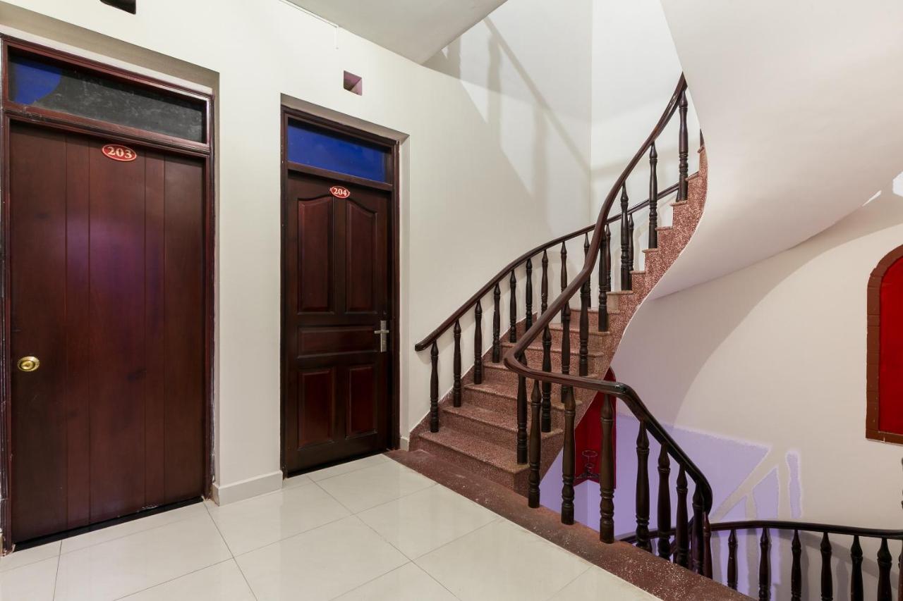 Oyo 486 Nhat Nhat Hotel Ho Chi Minh City Exterior photo
