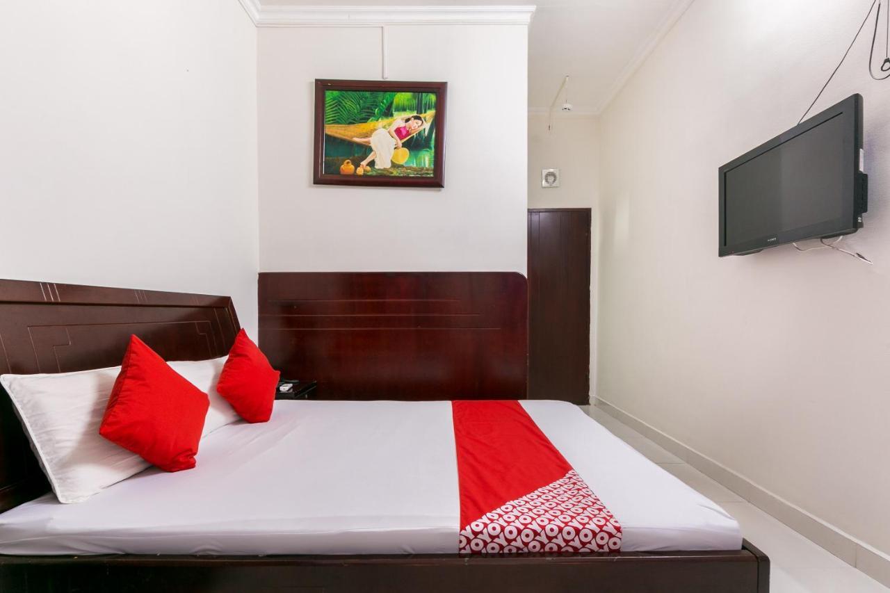 Oyo 486 Nhat Nhat Hotel Ho Chi Minh City Exterior photo
